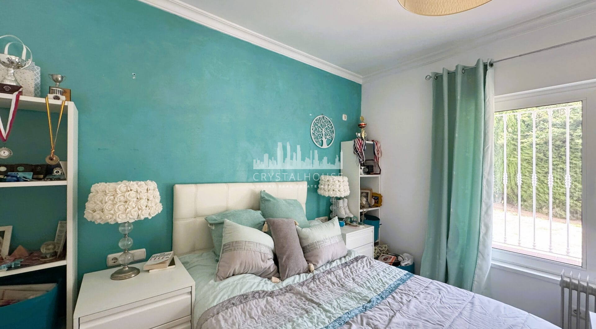 Charming Villa for Sale in Zona B, Sotogrande Costa