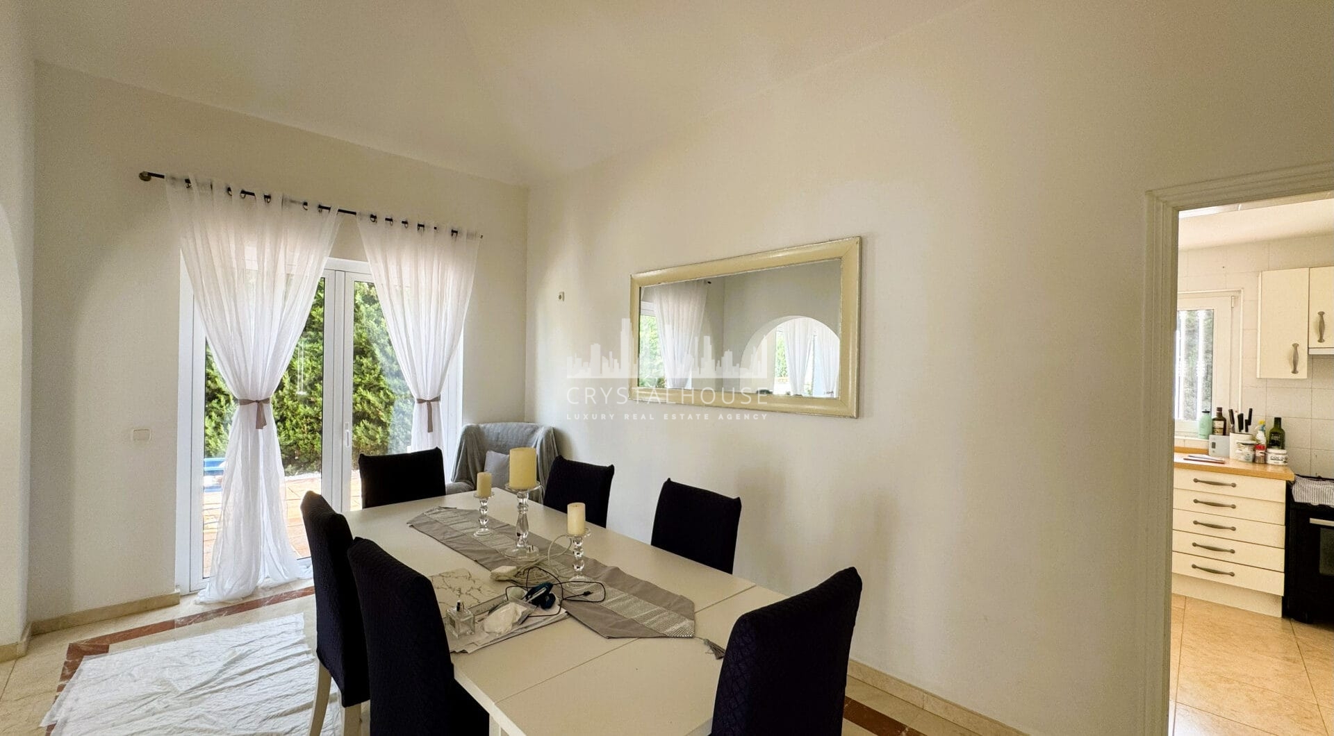 Charming Villa for Sale in Zona B, Sotogrande Costa