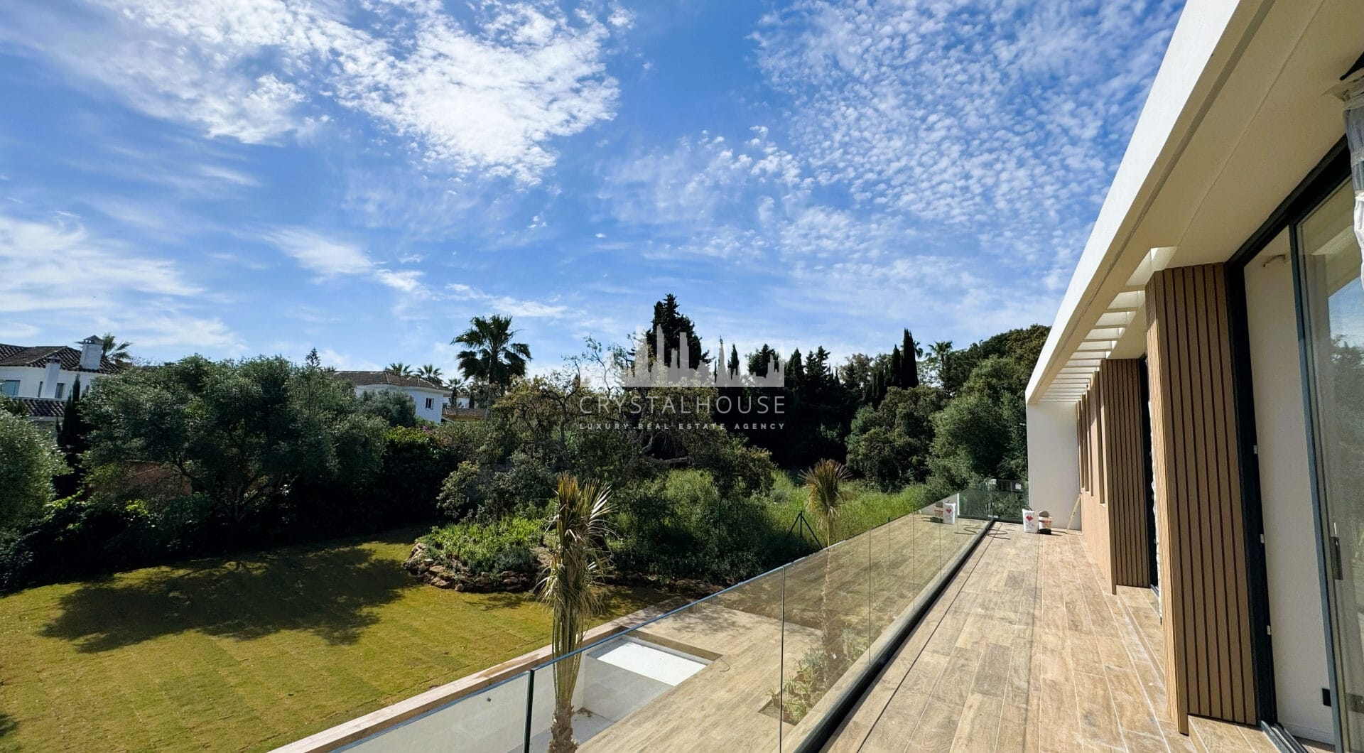 Villa KOA: Contemporary Five-Bedroom Villa in Sotogrande Costa