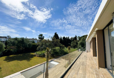 Villa KOA: Contemporary Five-Bedroom Villa in Sotogrande Costa