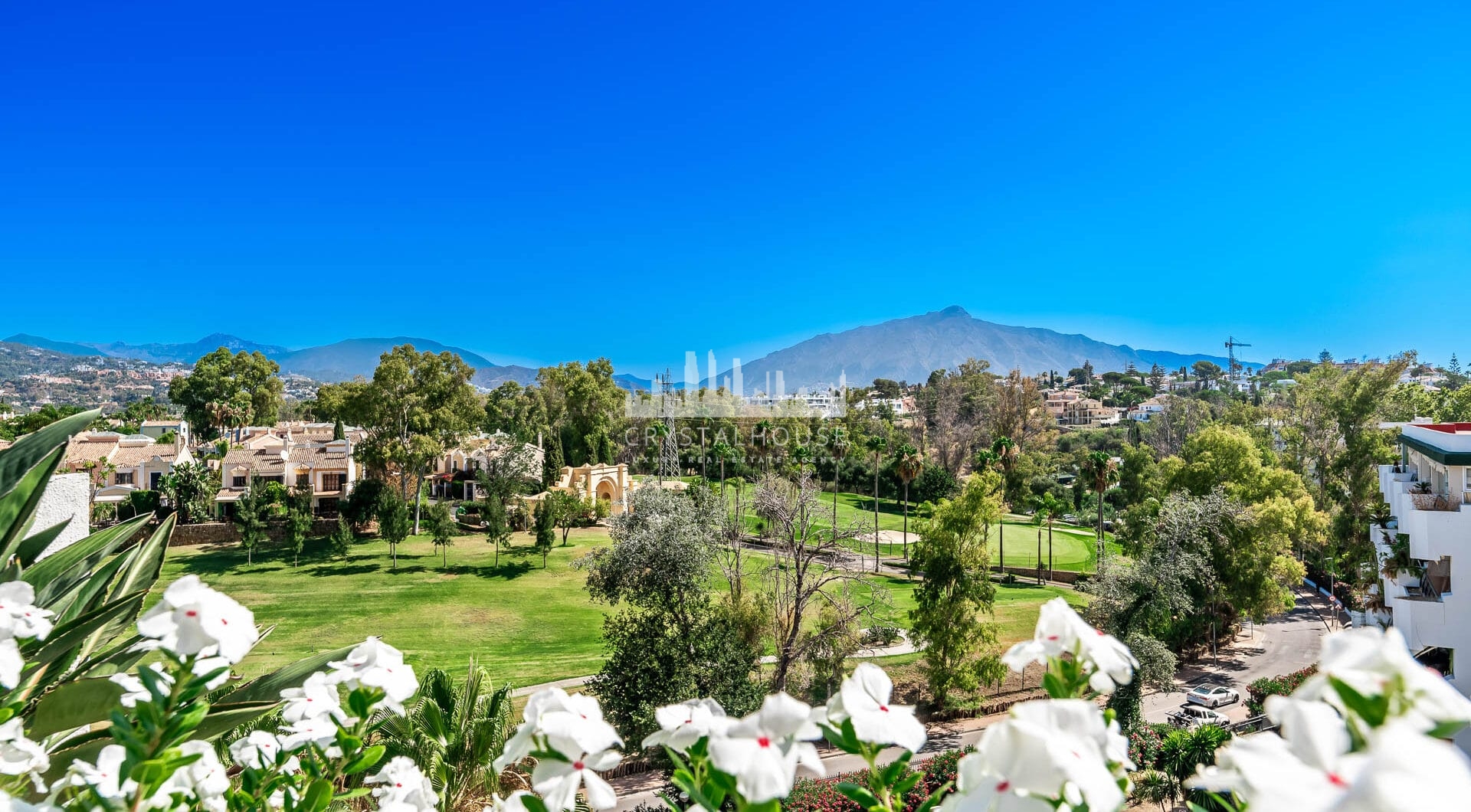 Golf-front Duplex Penthouse with views to La Concha in Guadalmina