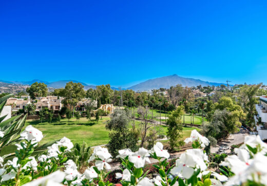 Golf-front Duplex Penthouse with views to La Concha in Guadalmina