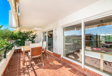 Golf-front Duplex Penthouse with views to La Concha in Guadalmina