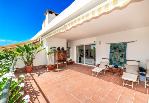 Golf-front Duplex Penthouse with views to La Concha in Guadalmina