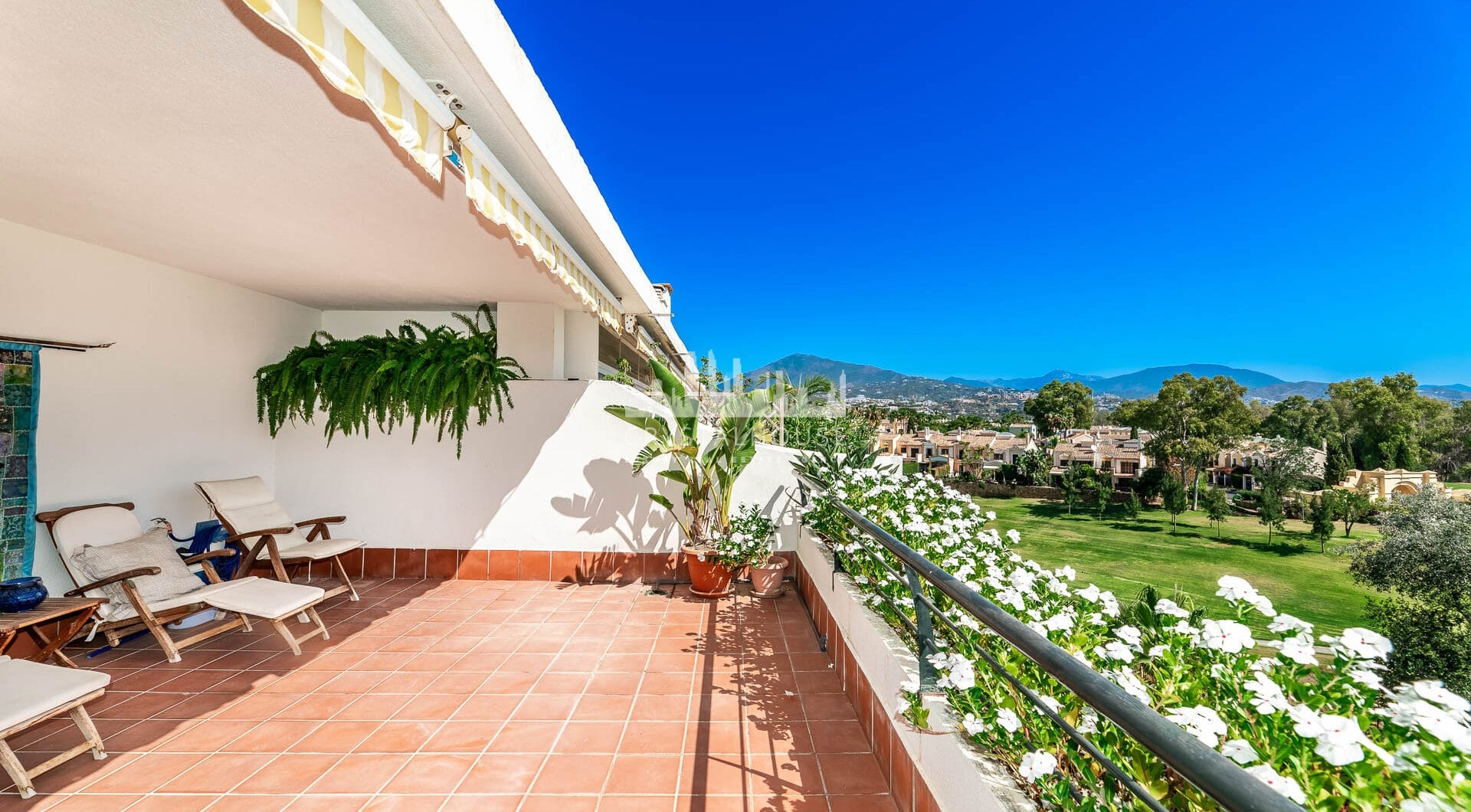 Golf-front Duplex Penthouse with views to La Concha in Guadalmina
