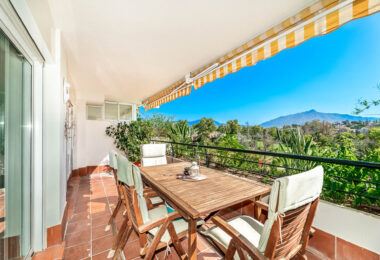Golf-front Duplex Penthouse with views to La Concha in Guadalmina