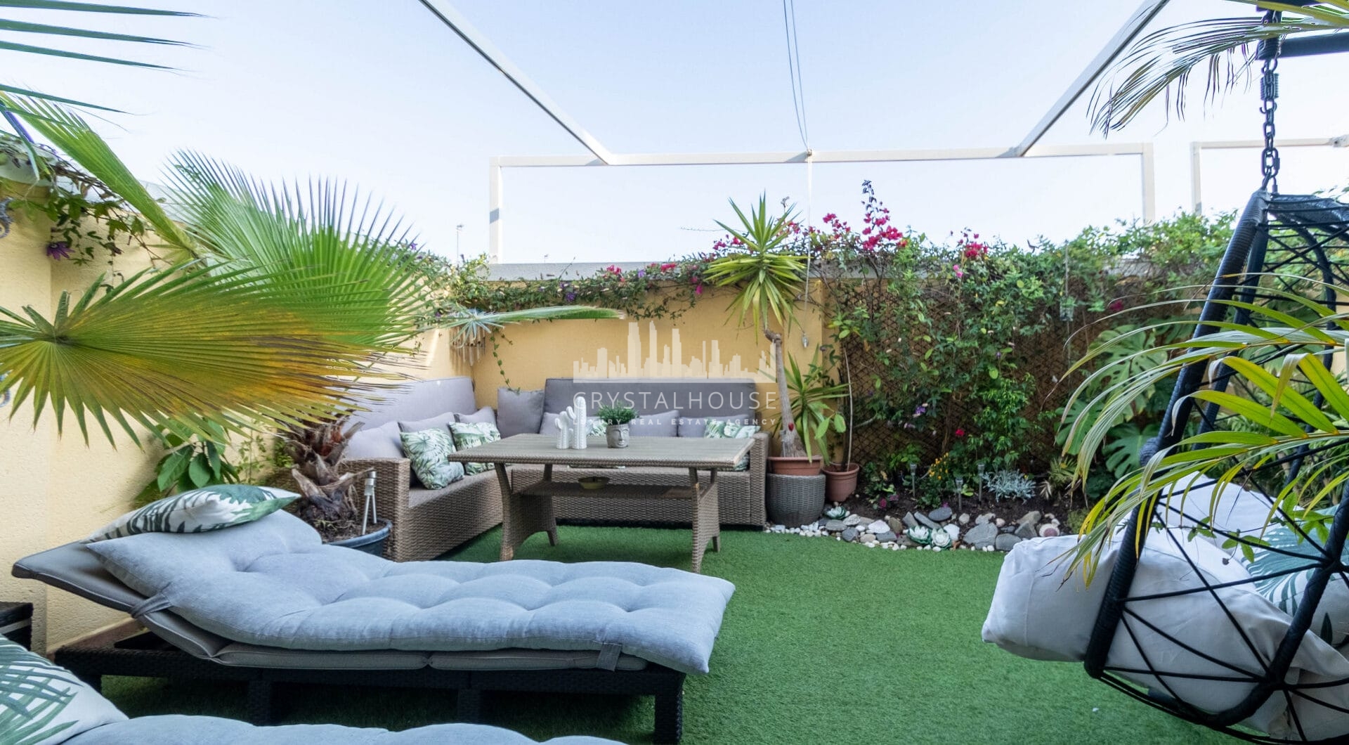 Modern South-Facing Townhouse with Premium Finishes – Move-In Ready
