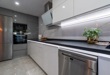 Modern South-Facing Townhouse with Premium Finishes – Move-In Ready