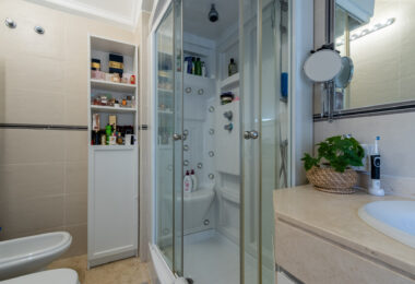 Modern South-Facing Townhouse with Premium Finishes – Move-In Ready