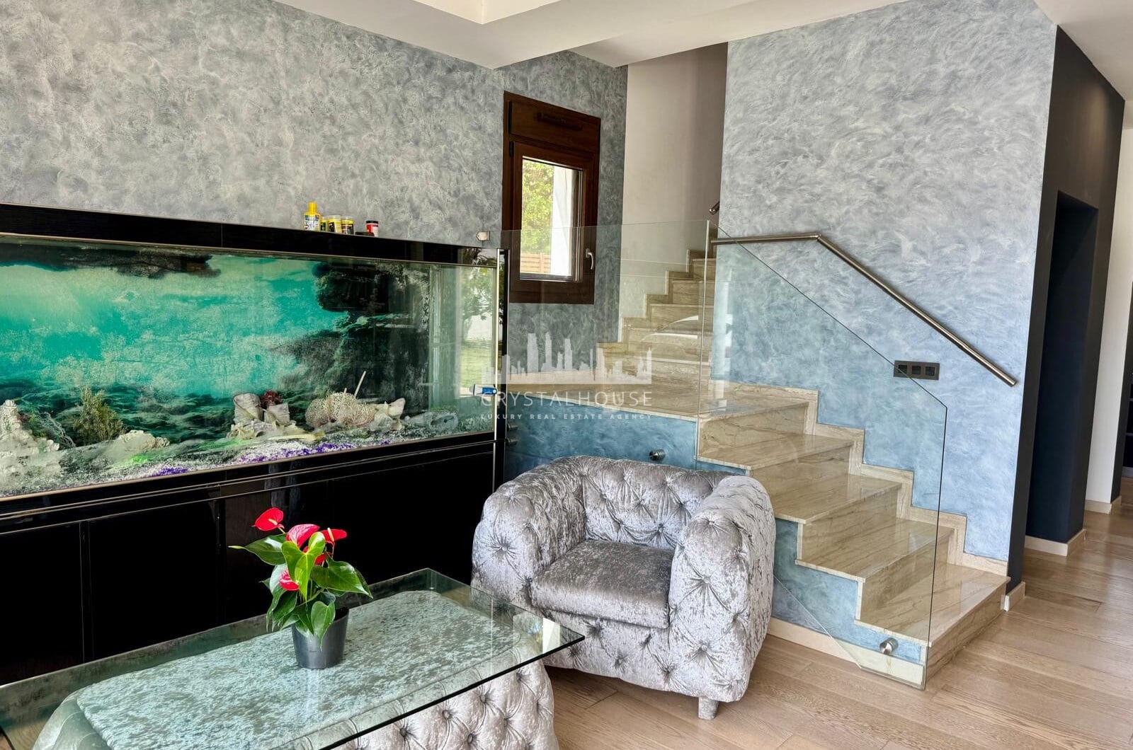 LUXURY