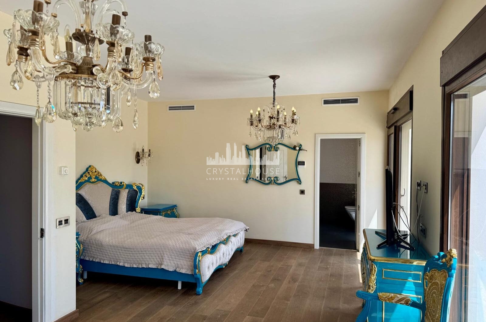 LUXURY
