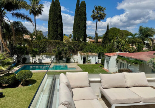 LUXURY