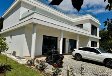 LUXURY