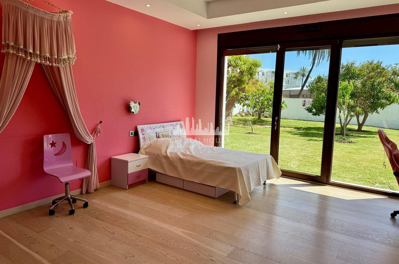 LUXURY
