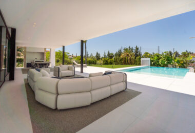 Elegant Villa with Sea and Golf Views in Nueva Andalucia, Marbella