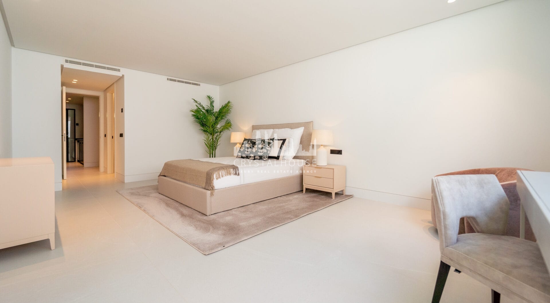 Elegant Villa with Sea and Golf Views in Nueva Andalucia, Marbella