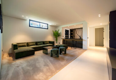 Elegant Villa with Sea and Golf Views in Nueva Andalucia, Marbella