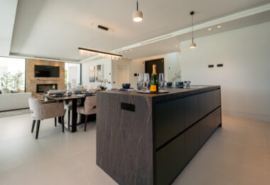 Elegant Villa with Sea and Golf Views in Nueva Andalucia, Marbella