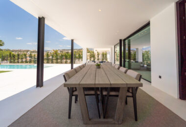 Elegant Villa with Sea and Golf Views in Nueva Andalucia, Marbella