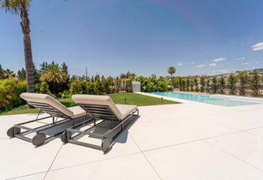 Elegant Villa with Sea and Golf Views in Nueva Andalucia, Marbella