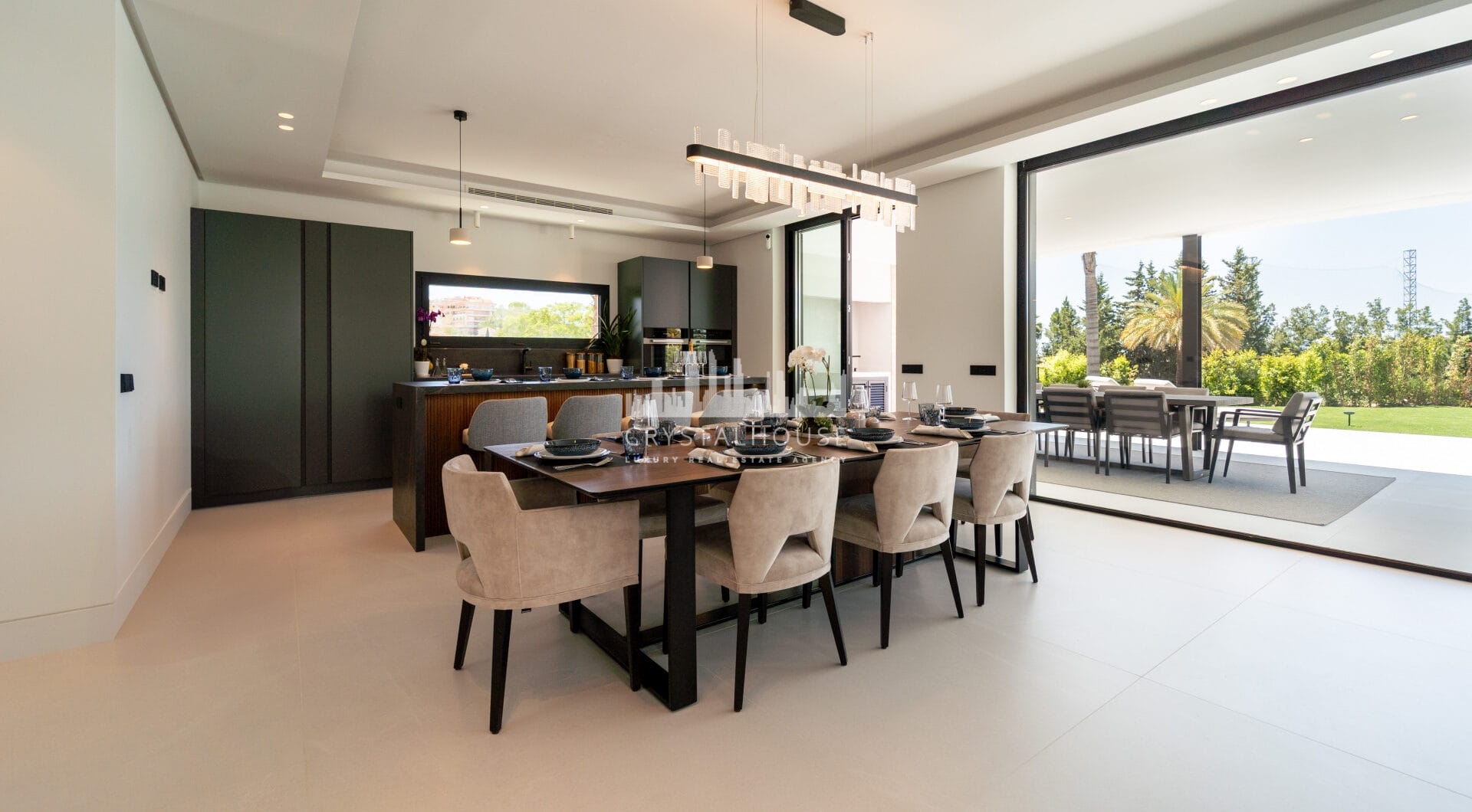 Elegant Villa with Sea and Golf Views in Nueva Andalucia, Marbella