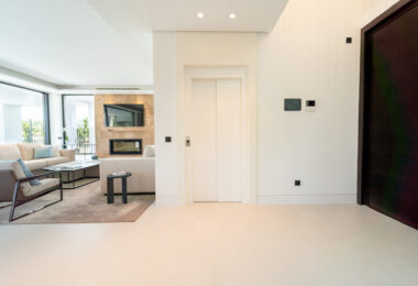 Elegant Villa with Sea and Golf Views in Nueva Andalucia, Marbella
