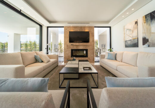 Elegant Villa with Sea and Golf Views in Nueva Andalucia, Marbella