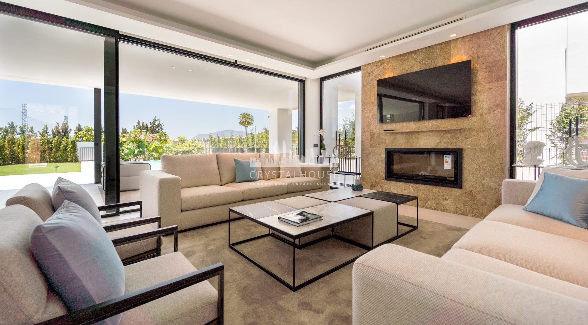 Elegant Villa with Sea and Golf Views in Nueva Andalucia, Marbella