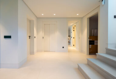 Elegant Villa with Sea and Golf Views in Nueva Andalucia, Marbella