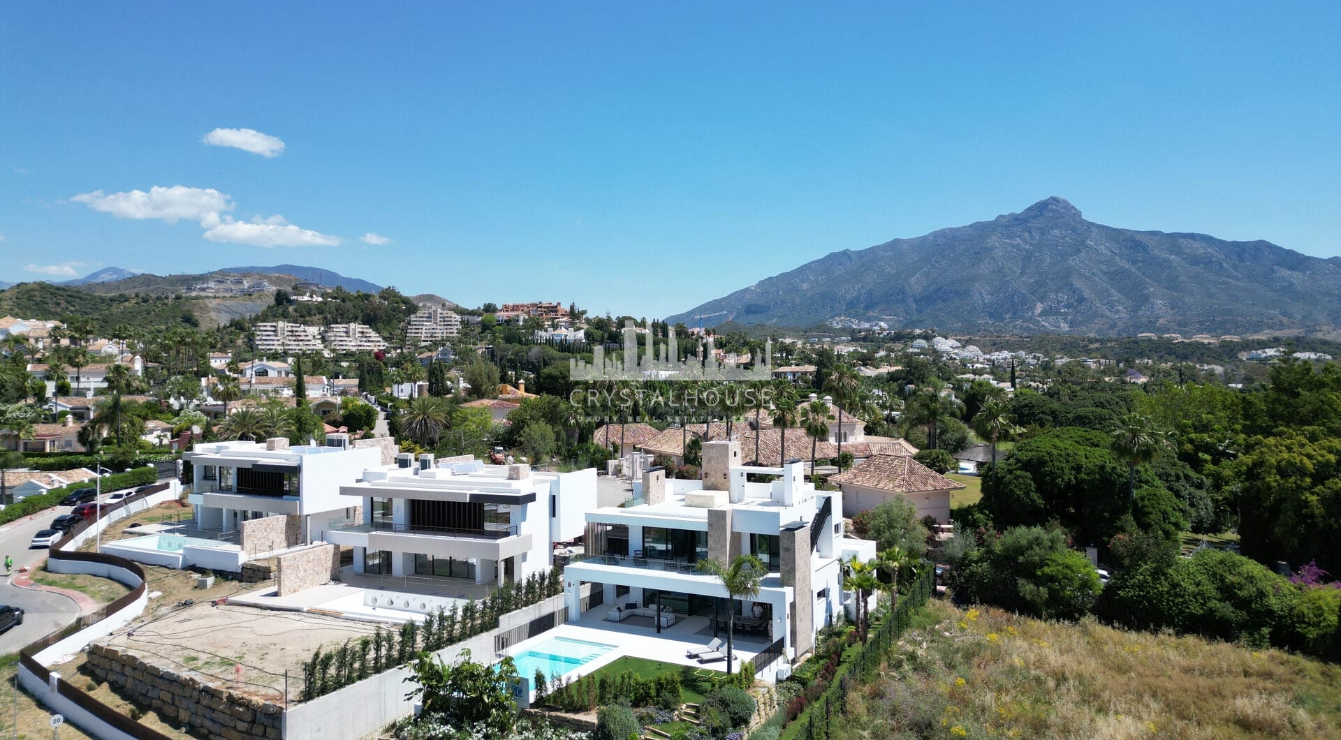 Elegant Villa with Sea and Golf Views in Nueva Andalucia, Marbella