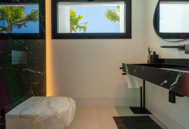 Elegant Villa with Sea and Golf Views in Nueva Andalucia, Marbella