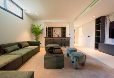 Elegant Villa with Sea and Golf Views in Nueva Andalucia, Marbella