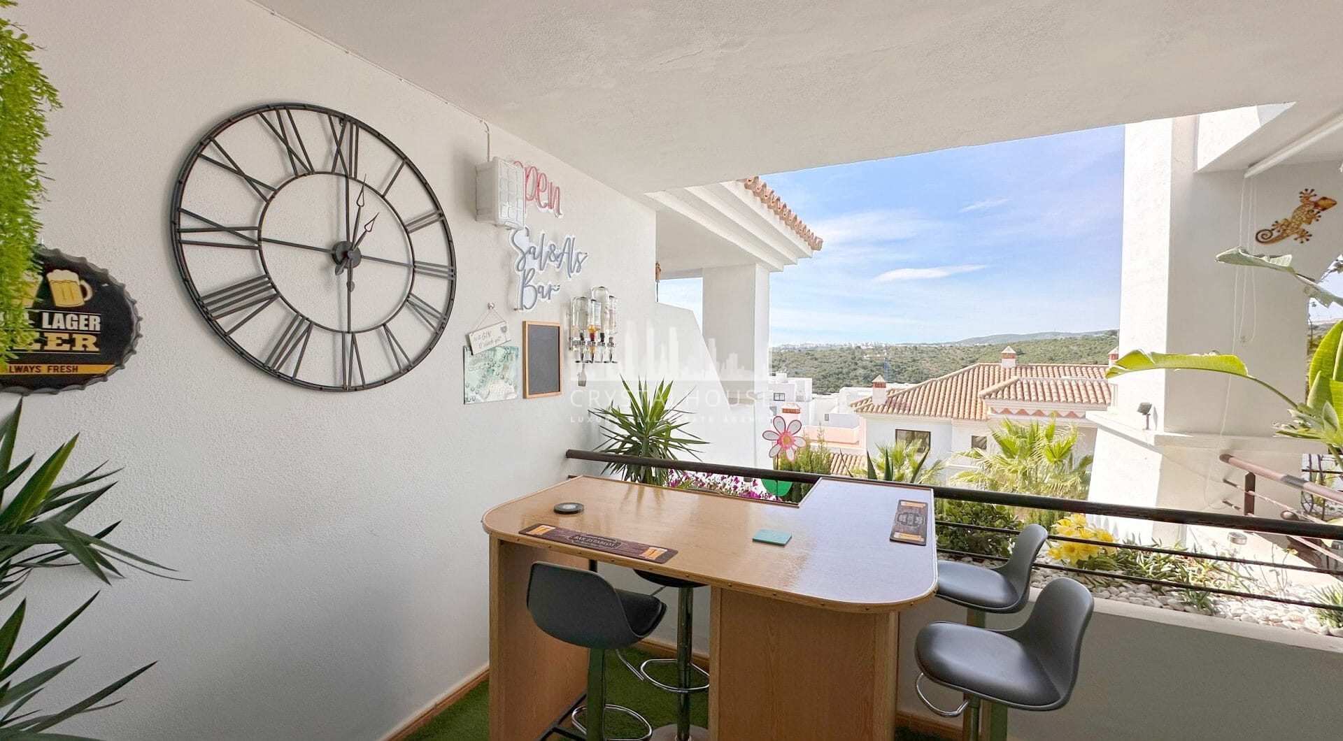 Amazing spacious with amazing views APARTMENT in Casares Golf.