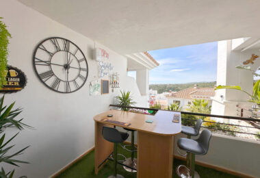 Amazing spacious with amazing views APARTMENT in Casares Golf.