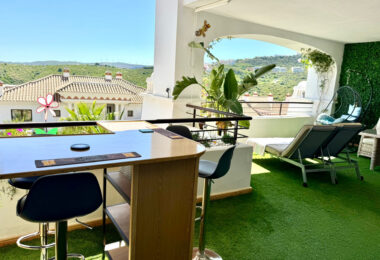 Amazing spacious with amazing views APARTMENT in Casares Golf.