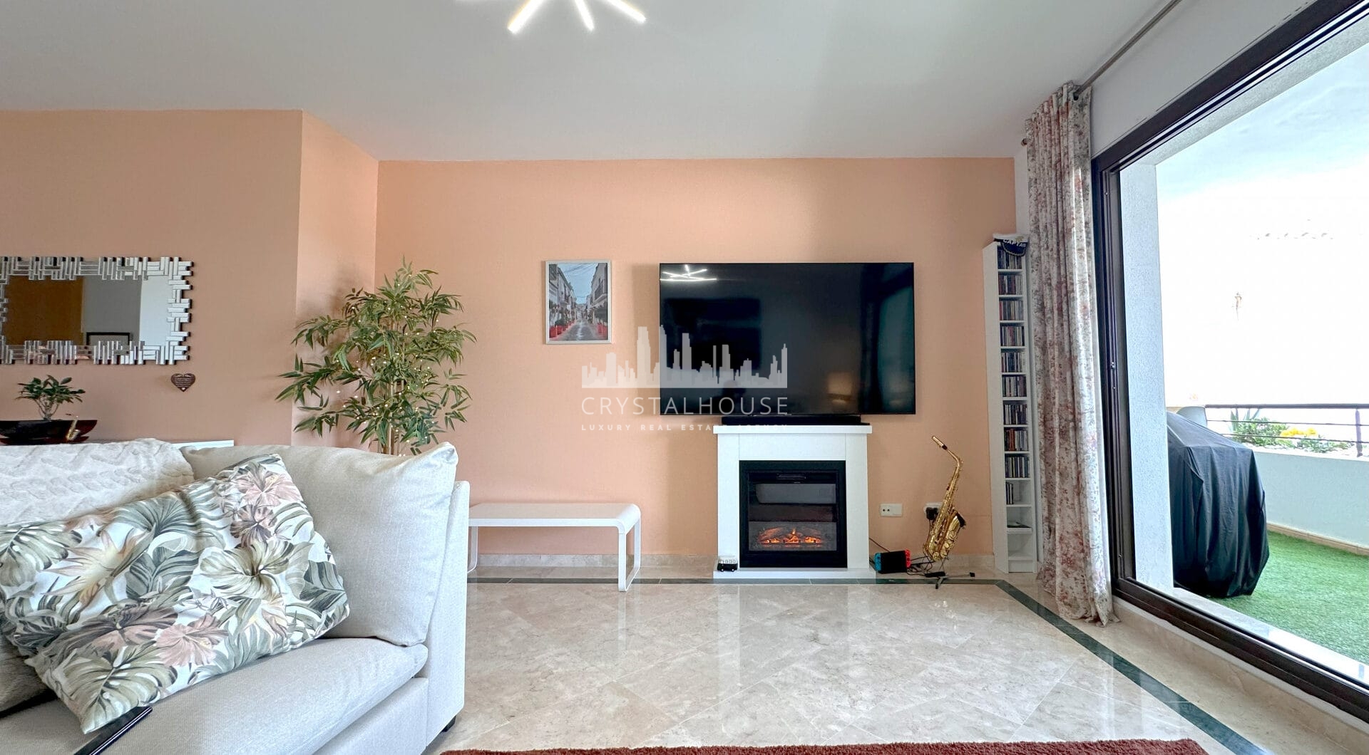 Amazing spacious with amazing views APARTMENT in Casares Golf.