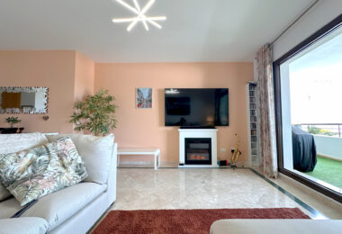 Amazing spacious with amazing views APARTMENT in Casares Golf.