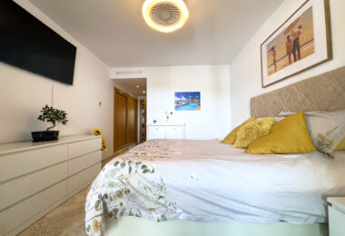 Amazing spacious with amazing views APARTMENT in Casares Golf.