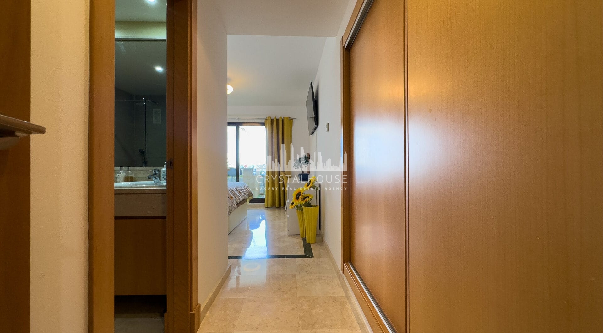 Amazing spacious with amazing views APARTMENT in Casares Golf.