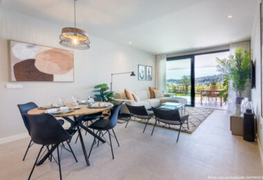 Stunning Penthouse with Panoramic Views in Estepona West