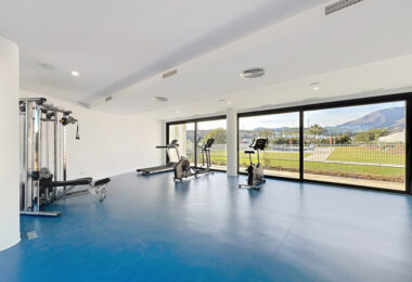 Stunning Penthouse with Panoramic Views in Estepona West