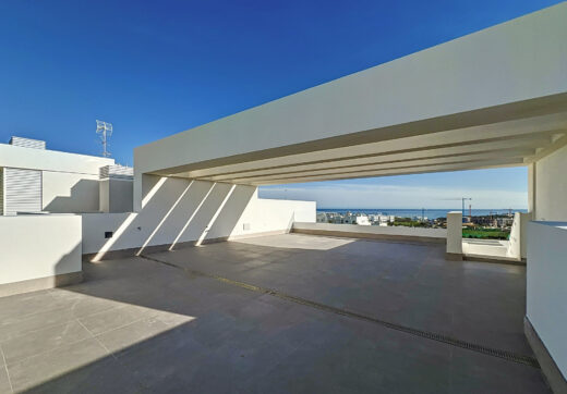 Stunning Penthouse with Panoramic Views in Estepona West