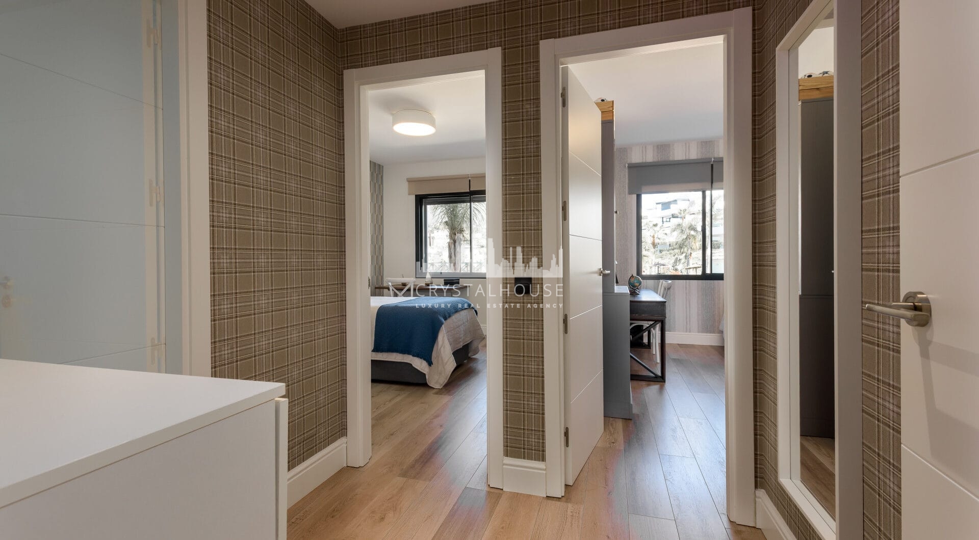 Luxury apartment in Mirador Estepona Hills Phase I, Costa del Sol.