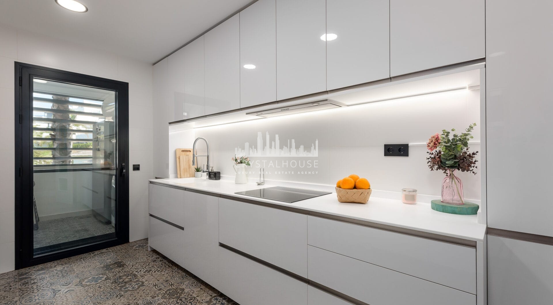 Luxury apartment in Mirador Estepona Hills Phase I, Costa del Sol.