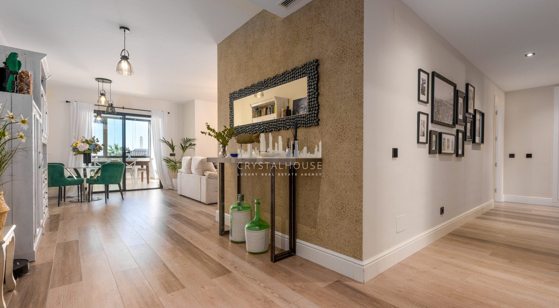 Luxury apartment in Mirador Estepona Hills Phase I, Costa del Sol.