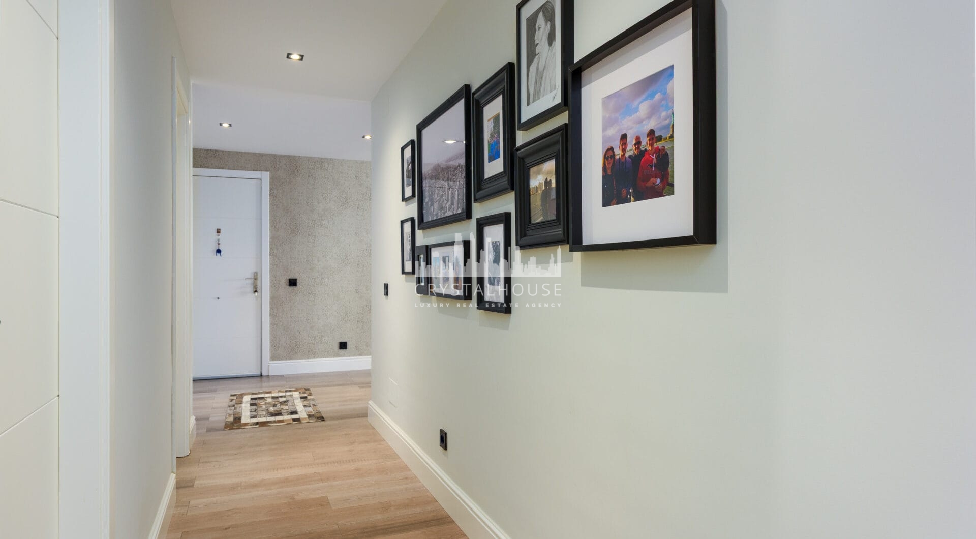 Luxury apartment in Mirador Estepona Hills Phase I, Costa del Sol.