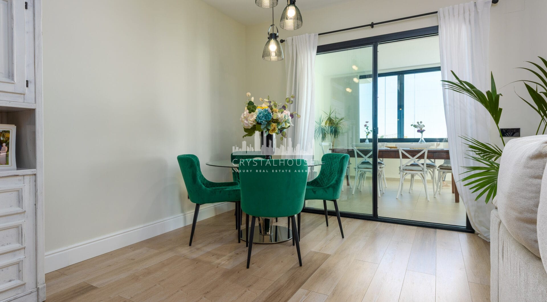 Luxury apartment in Mirador Estepona Hills Phase I, Costa del Sol.