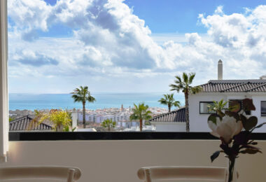 Luxury apartment in Mirador Estepona Hills Phase I, Costa del Sol.