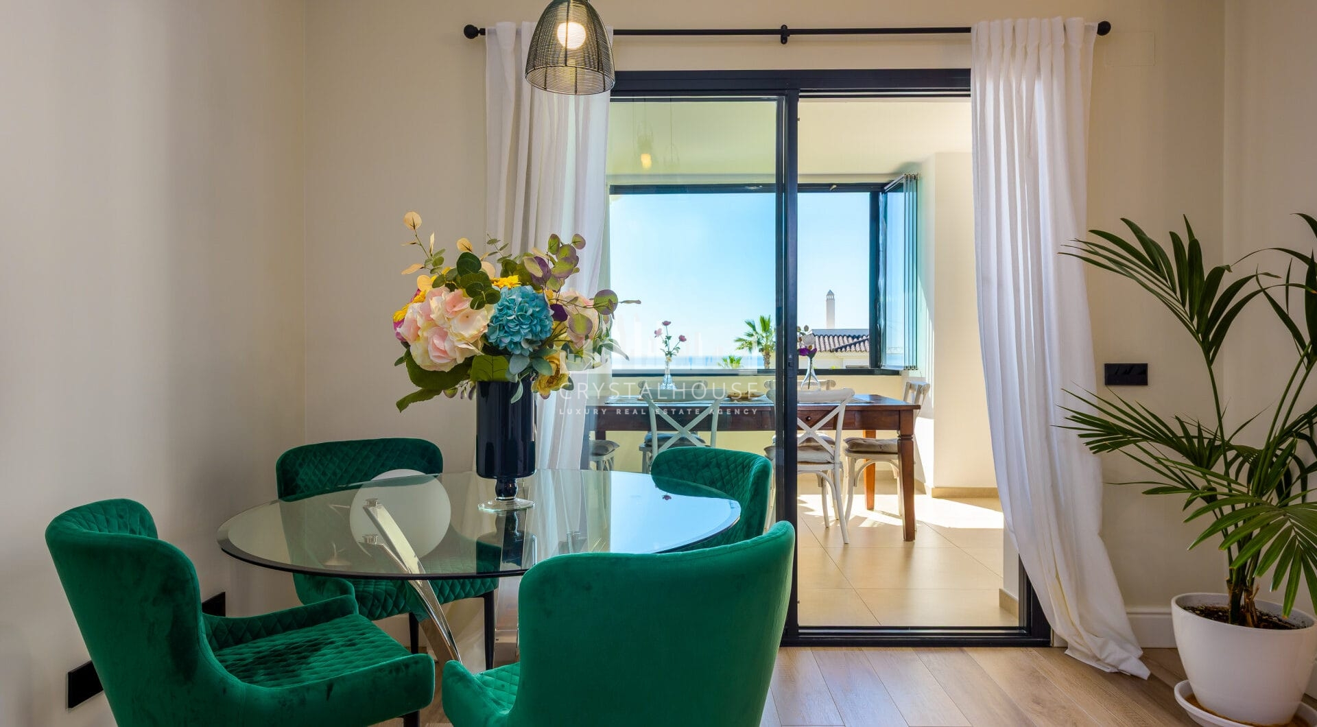 Luxury apartment in Mirador Estepona Hills Phase I, Costa del Sol.