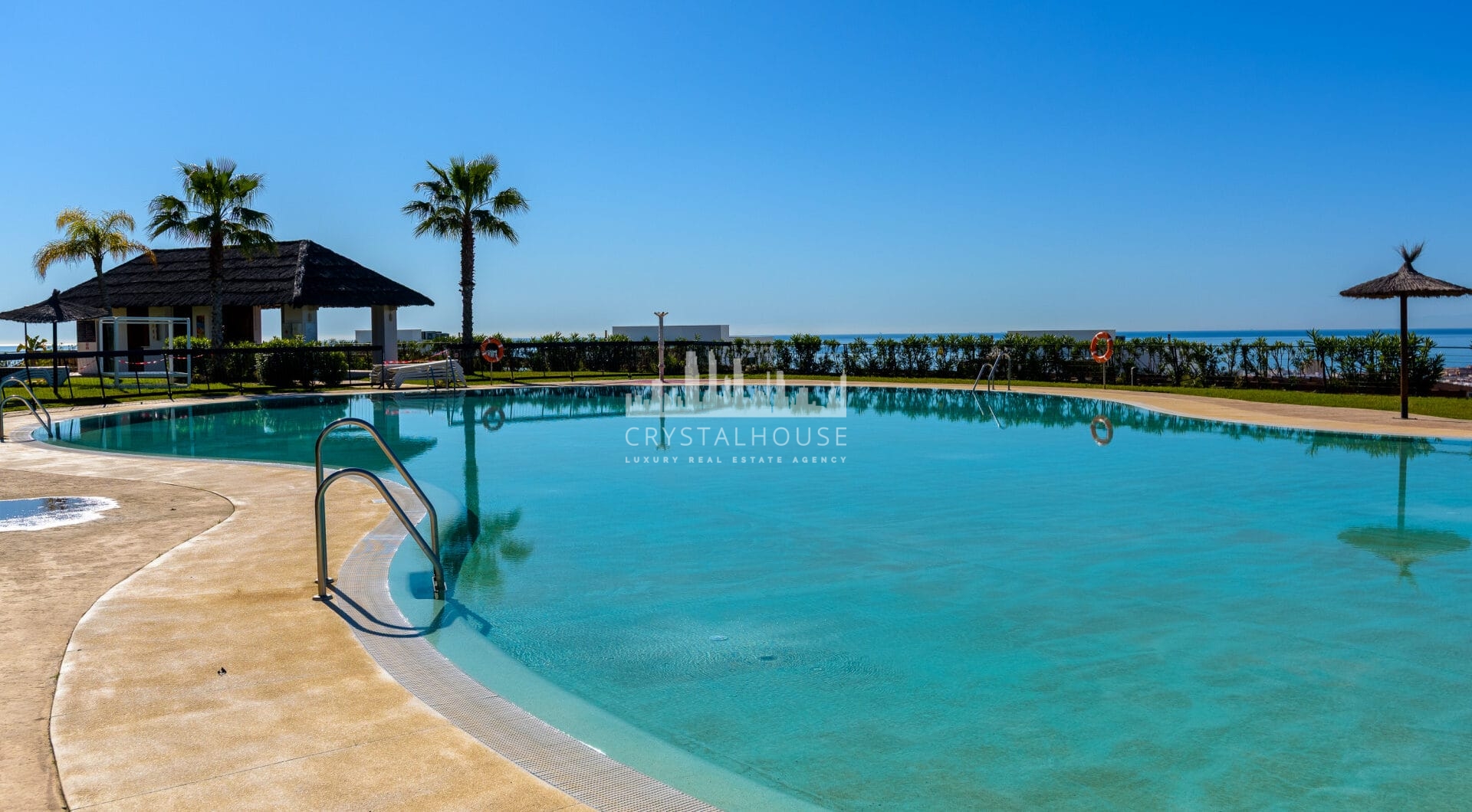 Luxury apartment in Mirador Estepona Hills Phase I, Costa del Sol.